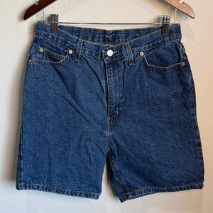 Faded Glory Blue Vintage Denim Mom Jean Shorts 8" Inseam Size 28 Waist